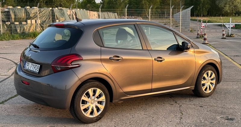 Peugeot 208 cena 39900 przebieg: 51160, rok produkcji 2019 z Szczecin małe 137